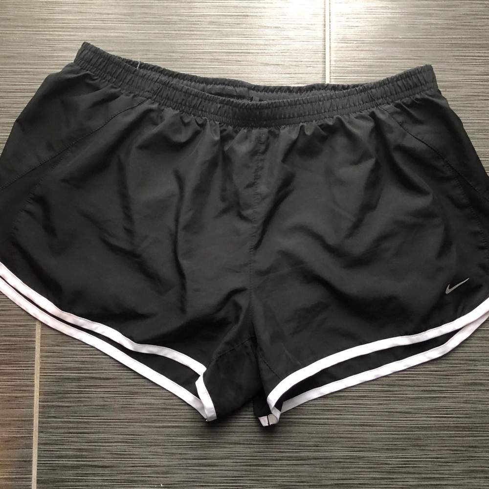 Black Nike shorts
